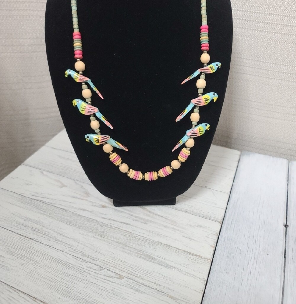 Parrot Bead Necklace Vintage Multicolor Carved Wood, Wear At Margaritaville! Euc - Picture 7 of 8